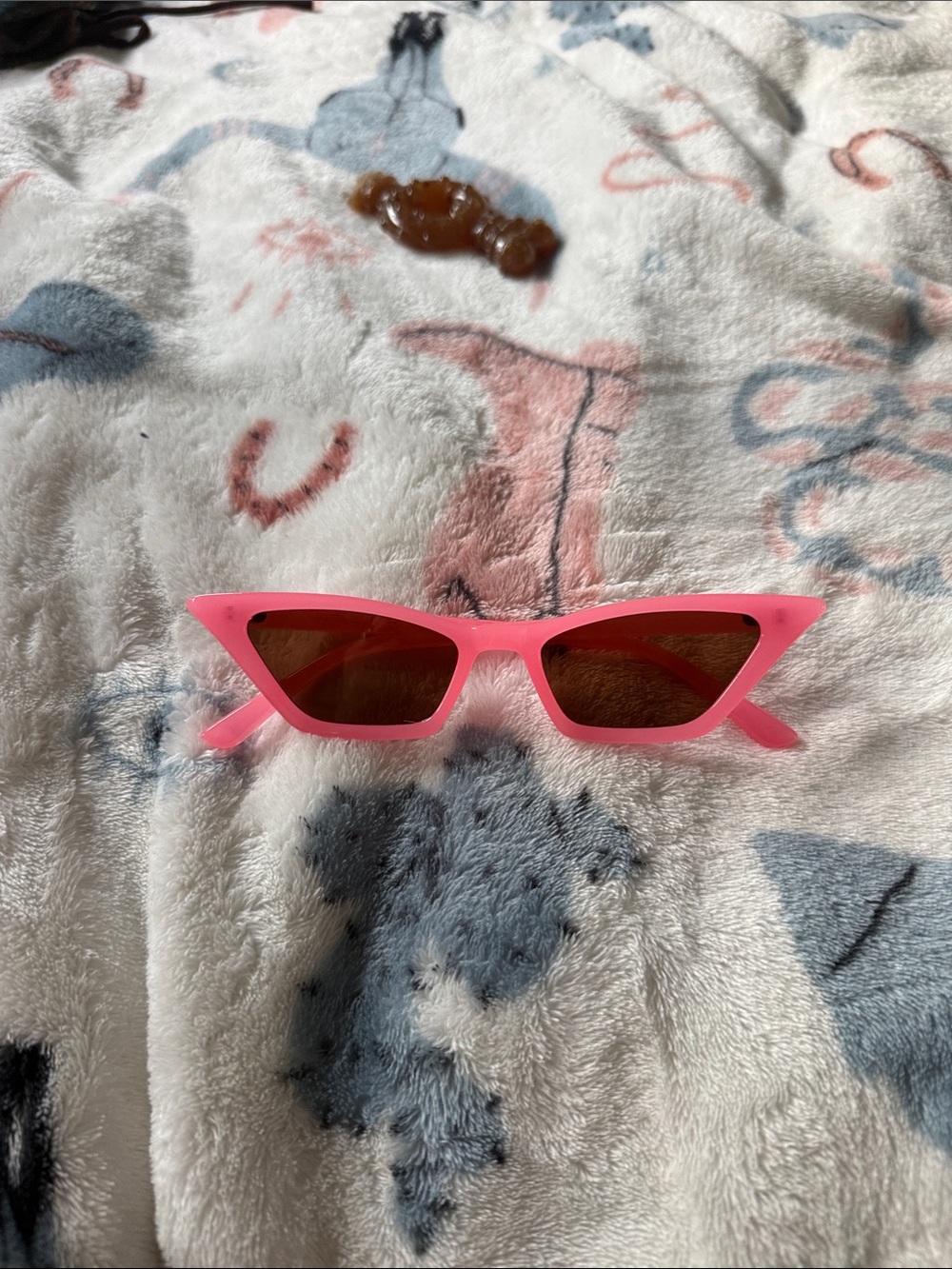 Bold Pink Cat-Eye Sunglasses for Women